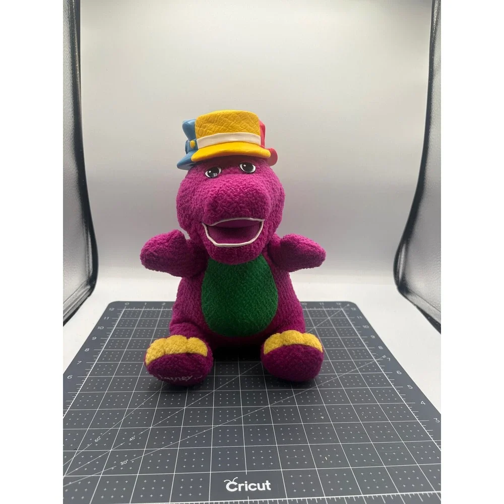 Vintage 2001 Fisher Price Silly Hats Barney Plush Purple Dinosaur Mattel 94417